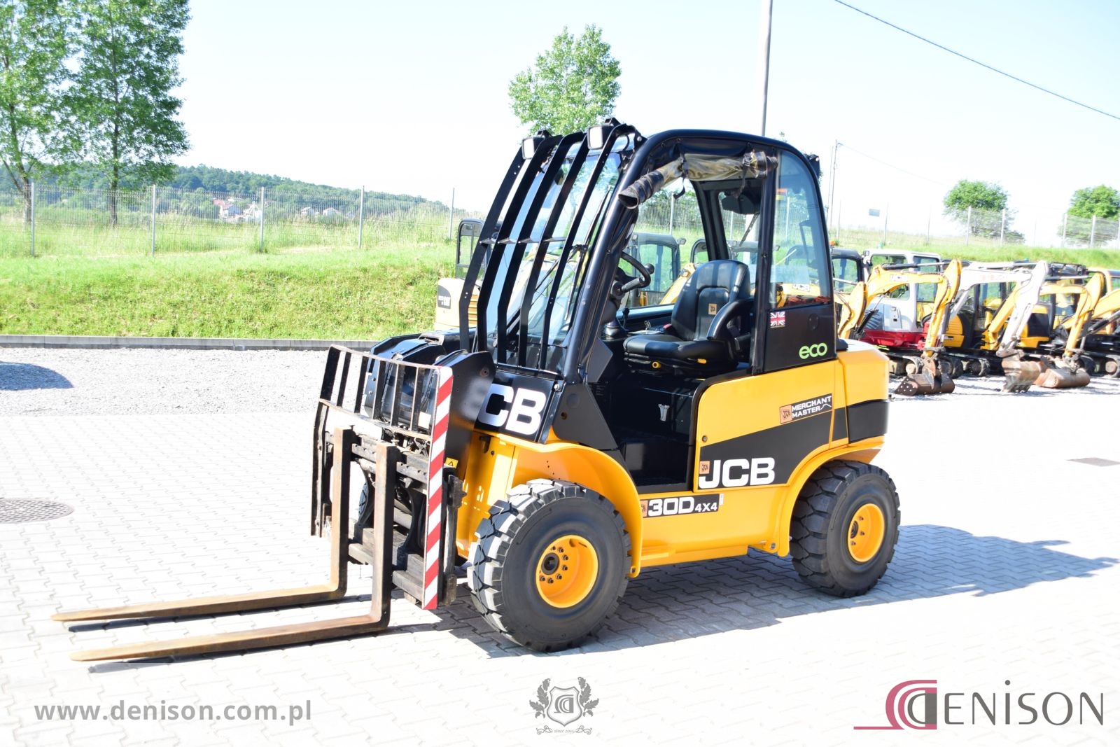 JCB TELETRUK TLT 30D 4×4 – Sprzedaż maszyn budowlanych JCB